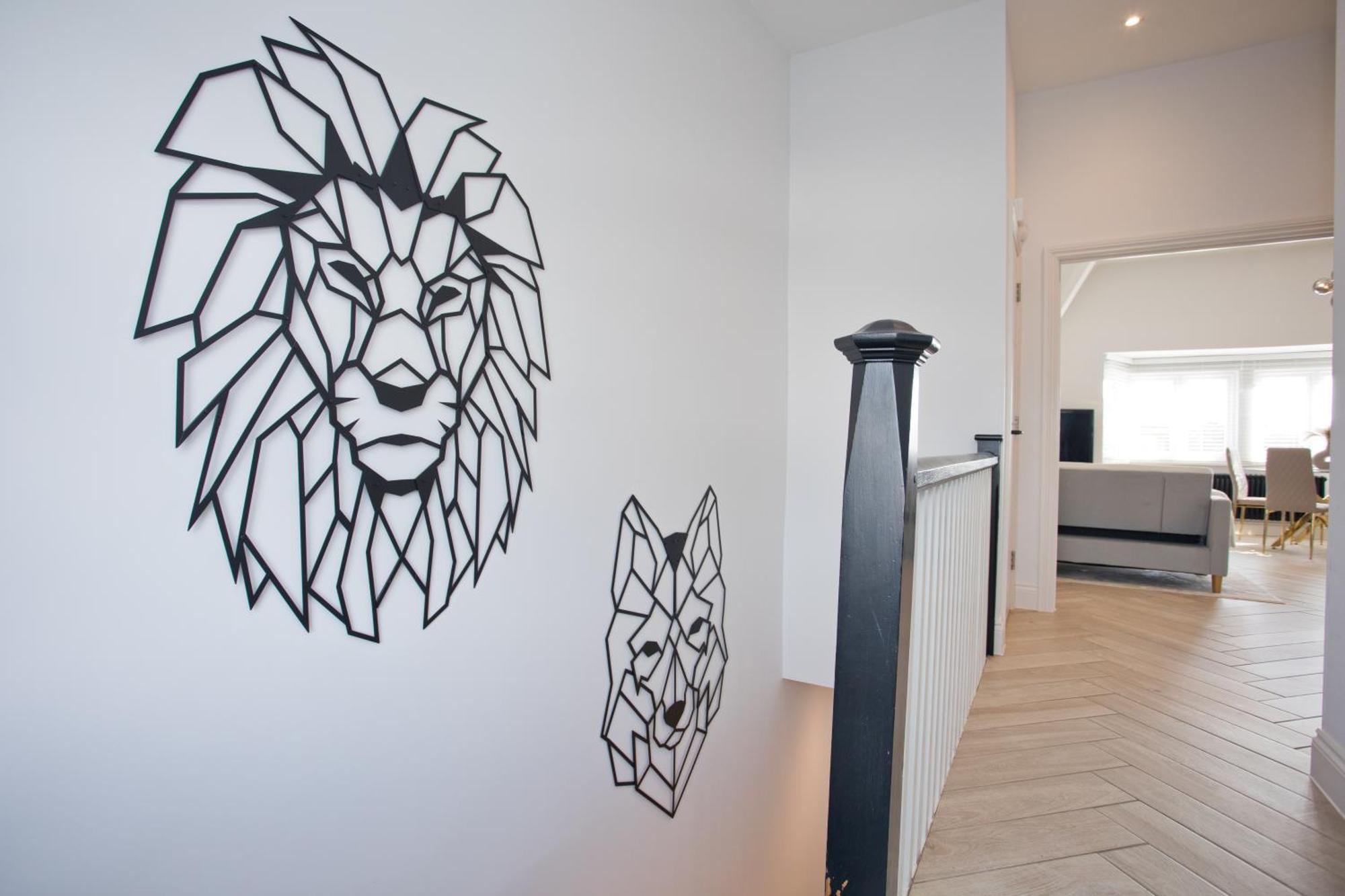 Ultra Stylish Apt Set In An Affluent Location Пул Екстериор снимка
